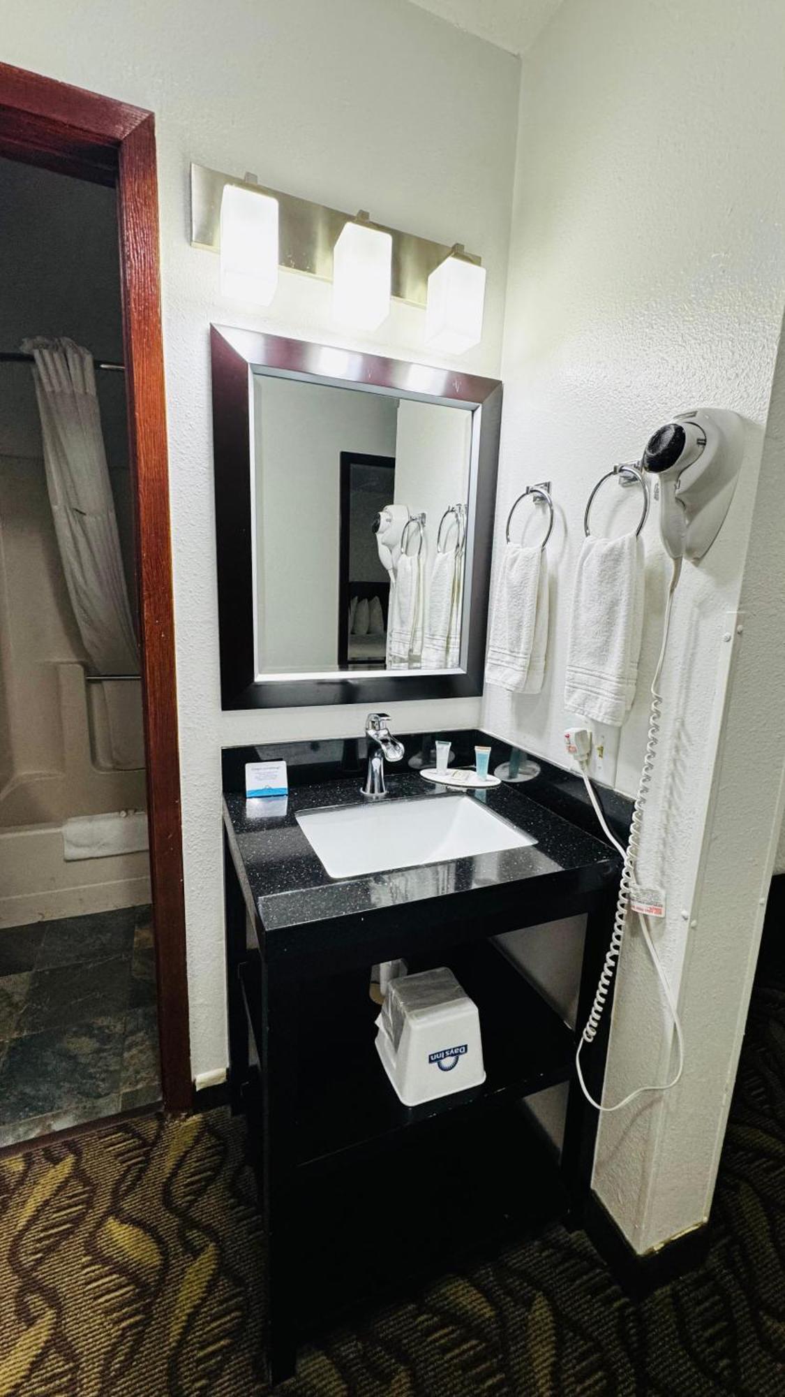Days Inn By Wyndham North Platte Zewnętrze zdjęcie